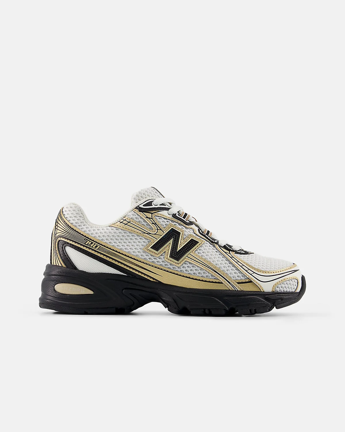 Кроссовки New Balance 740 мятные с зелёным, вид сбоку