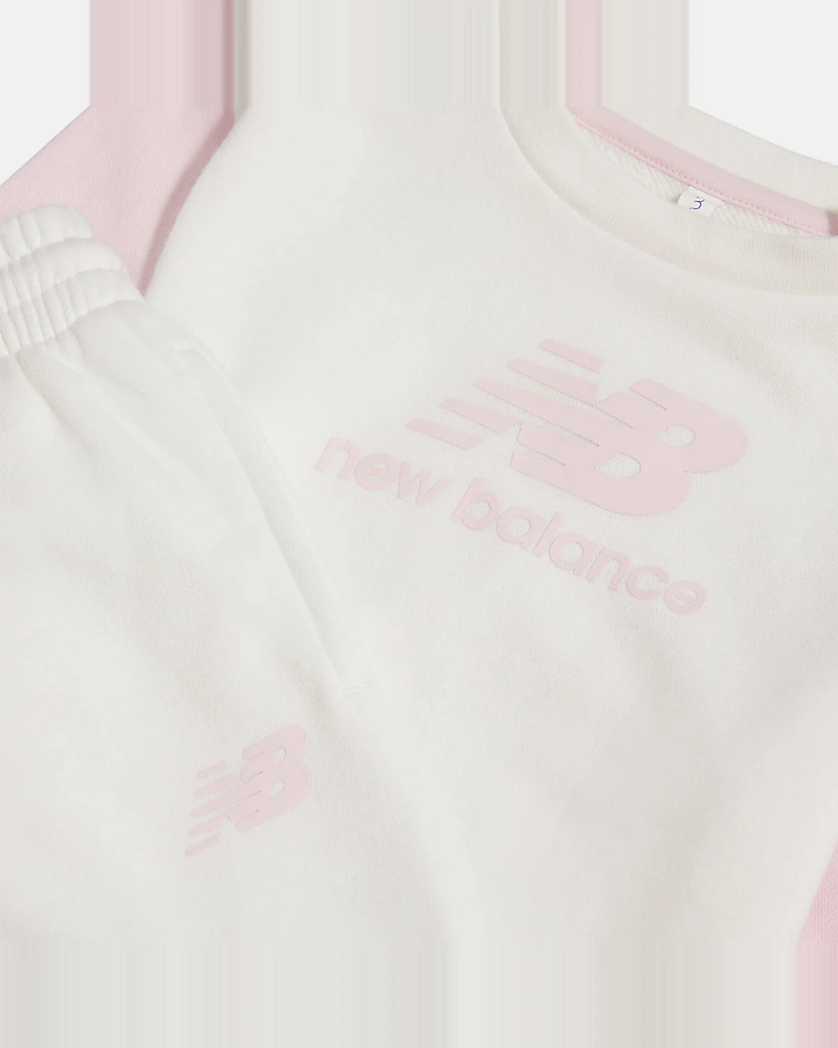 Костюм New Balance: свитшот и джоггеры для девочек — 3