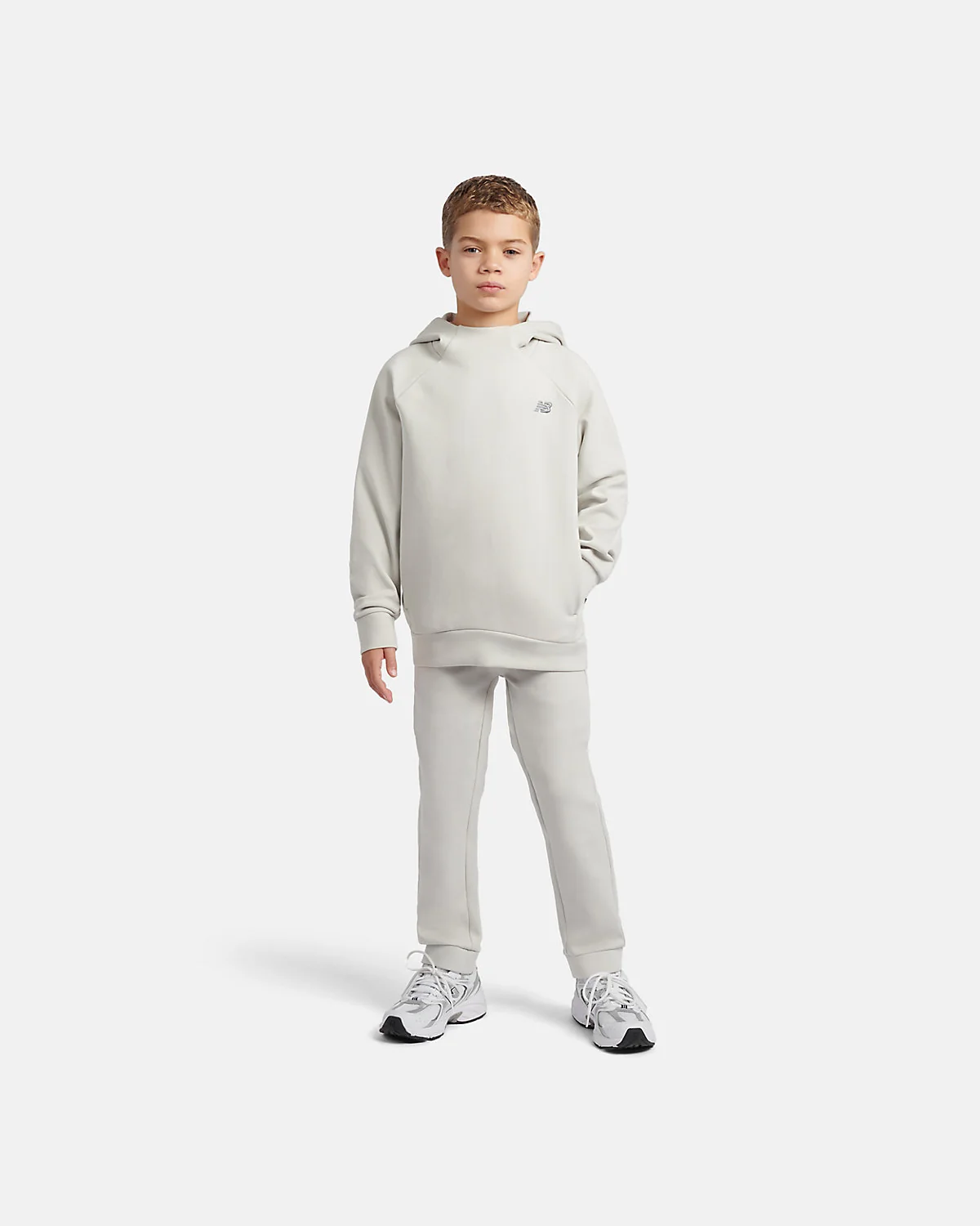 Худи New Balance из технологичного трикотажа — 3