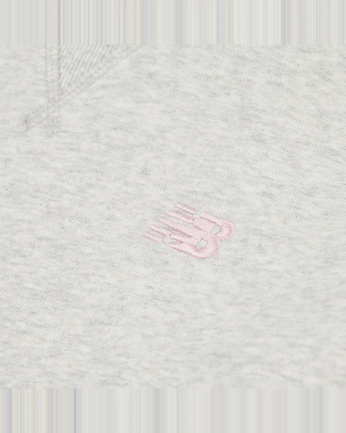 Худи для девочек New Balance FT Small Logo — 9