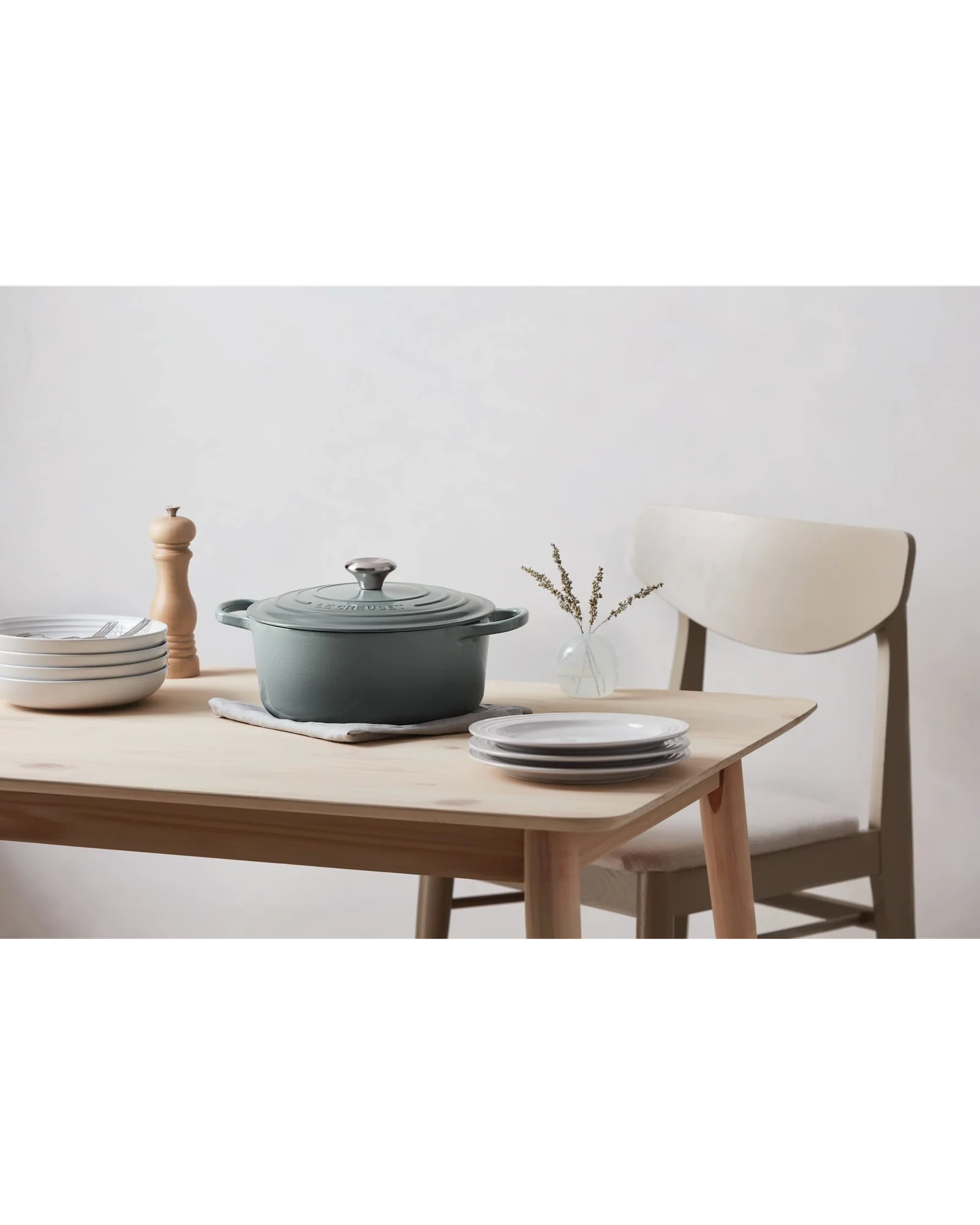 Чугунная кокотница Le Creuset Signature 5.5 qt Серый Sea Salt — 5