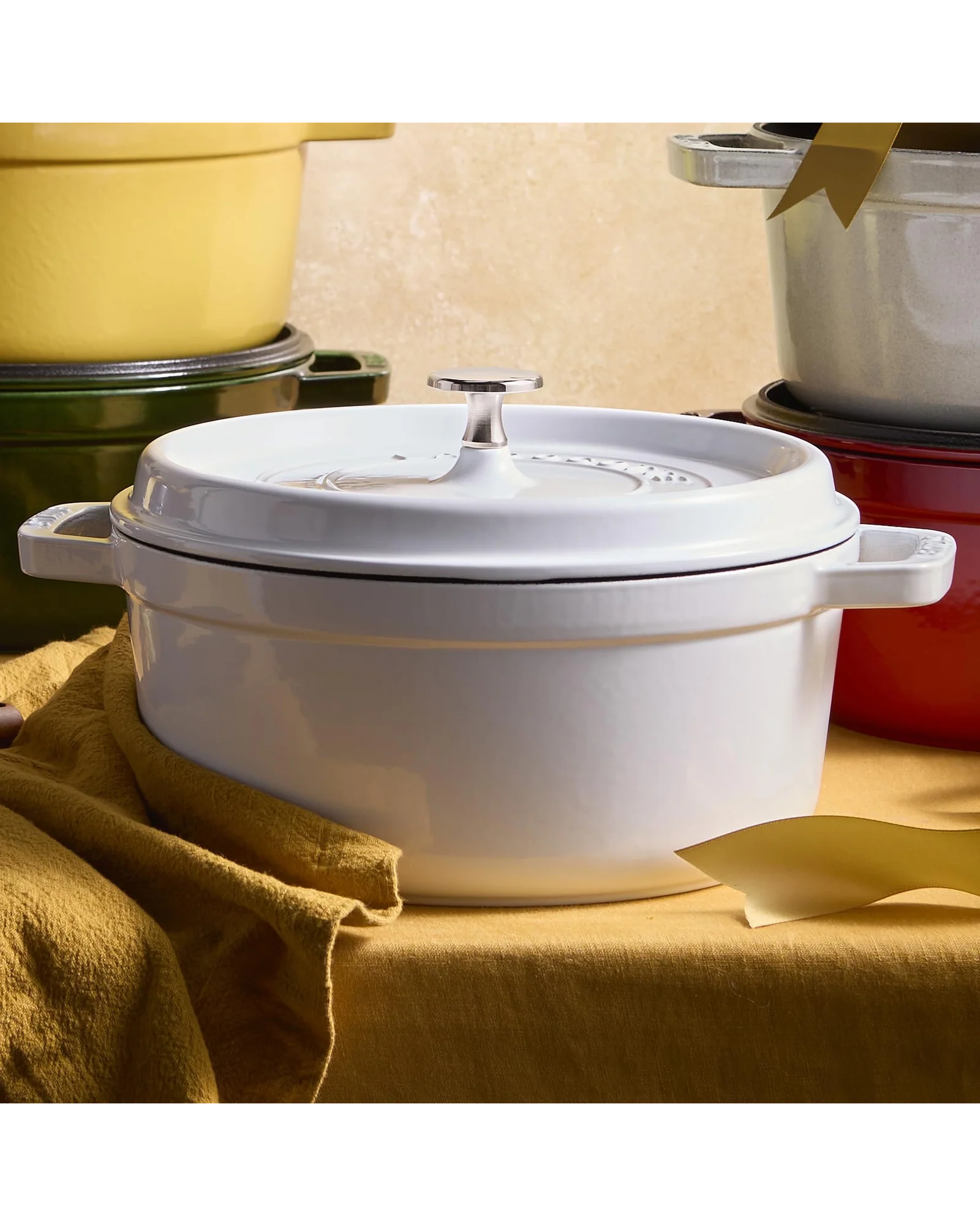 Кастрюля Staub Cocotte 4 qt Белый — 7