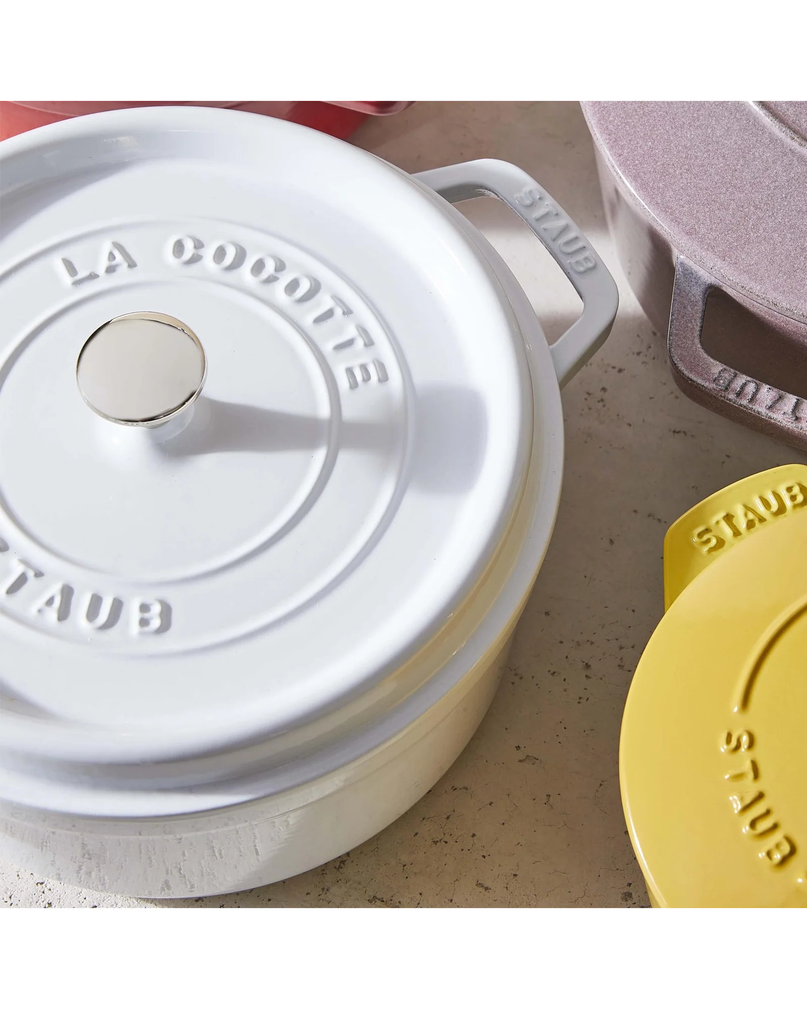 Кастрюля Staub Cocotte 4 qt Белый — 9