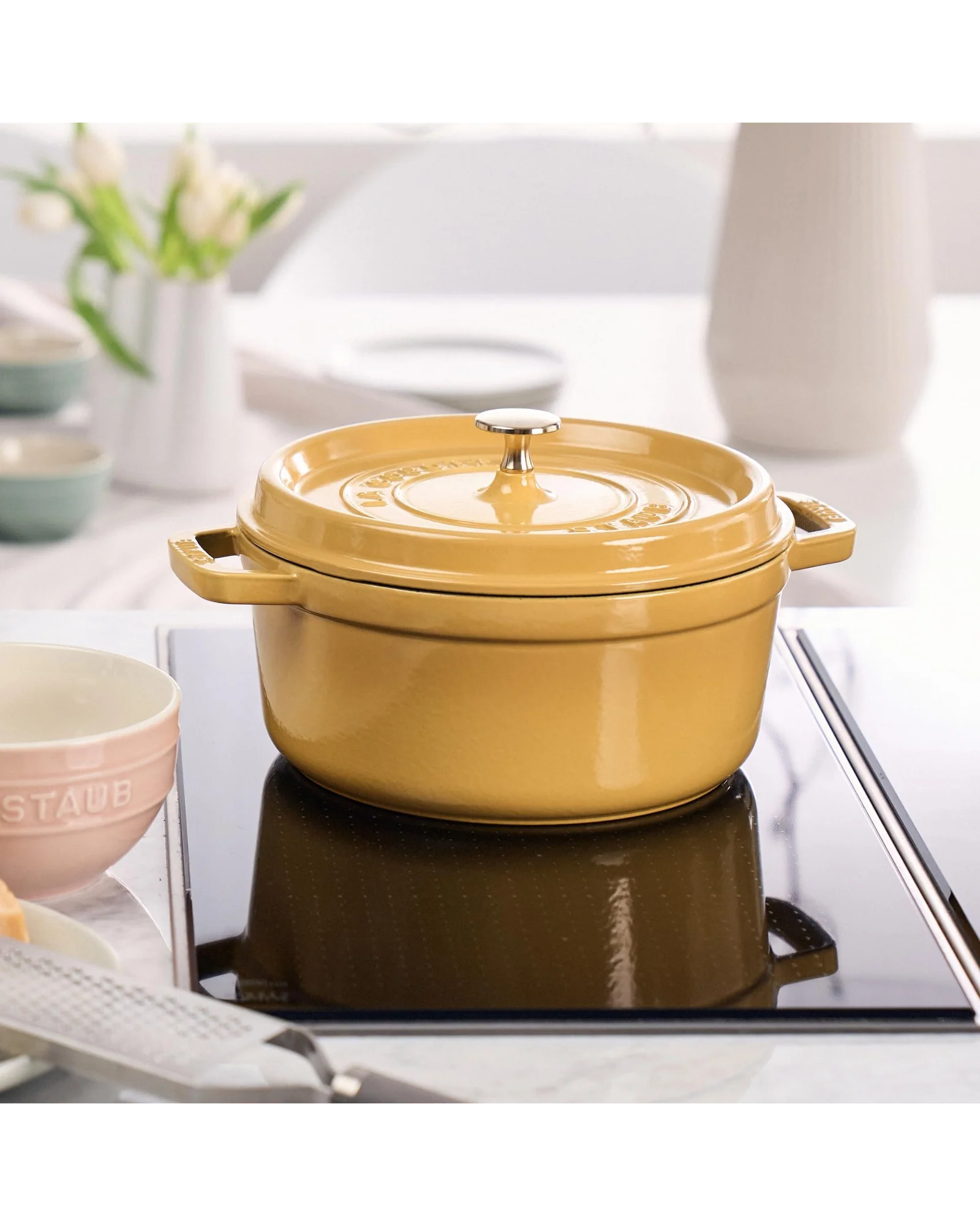Кастрюля Staub Cocotte 4 qt Лимонный Citron — 2