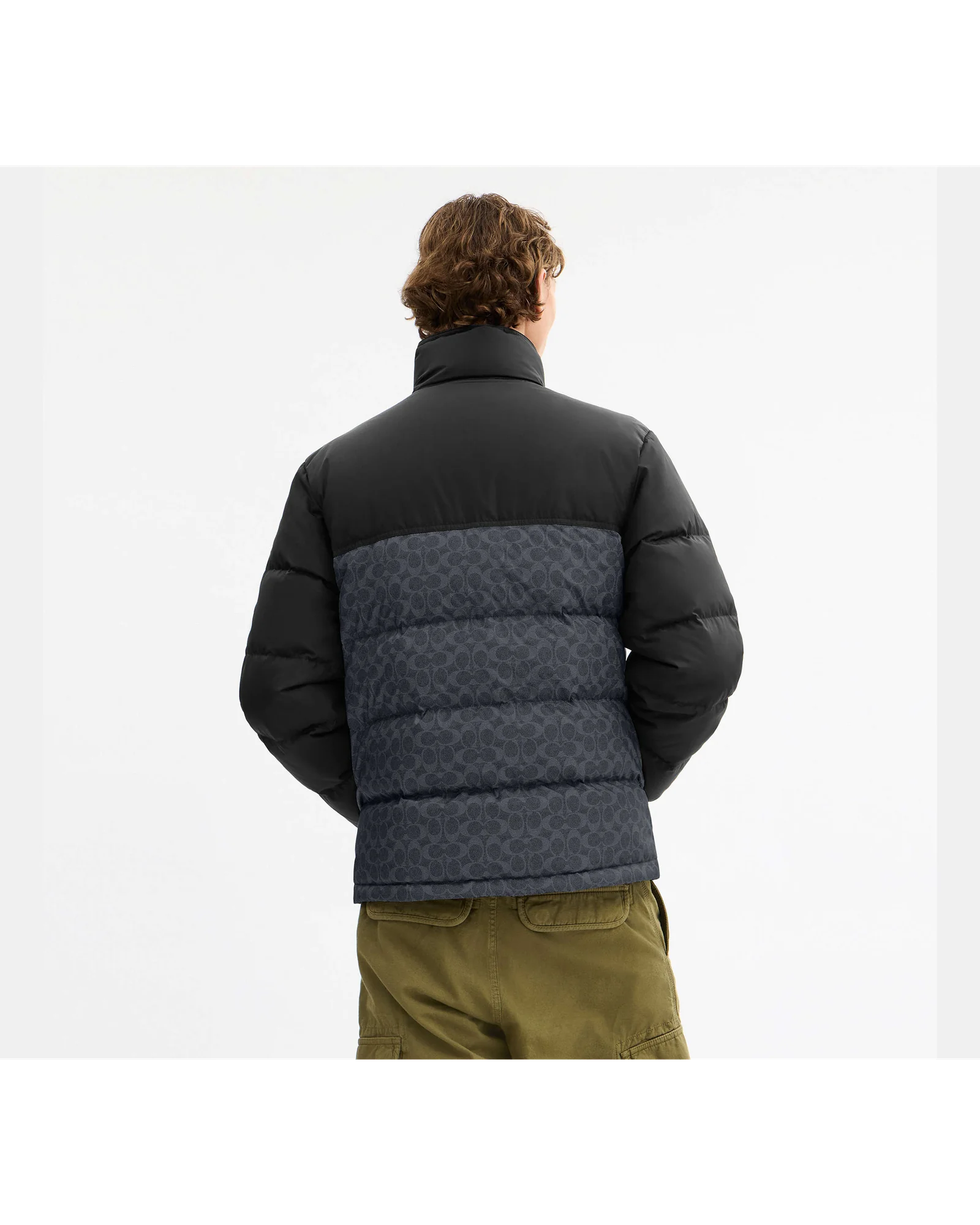 Пуховик Coach Signature из переработанного полиэстера — 9