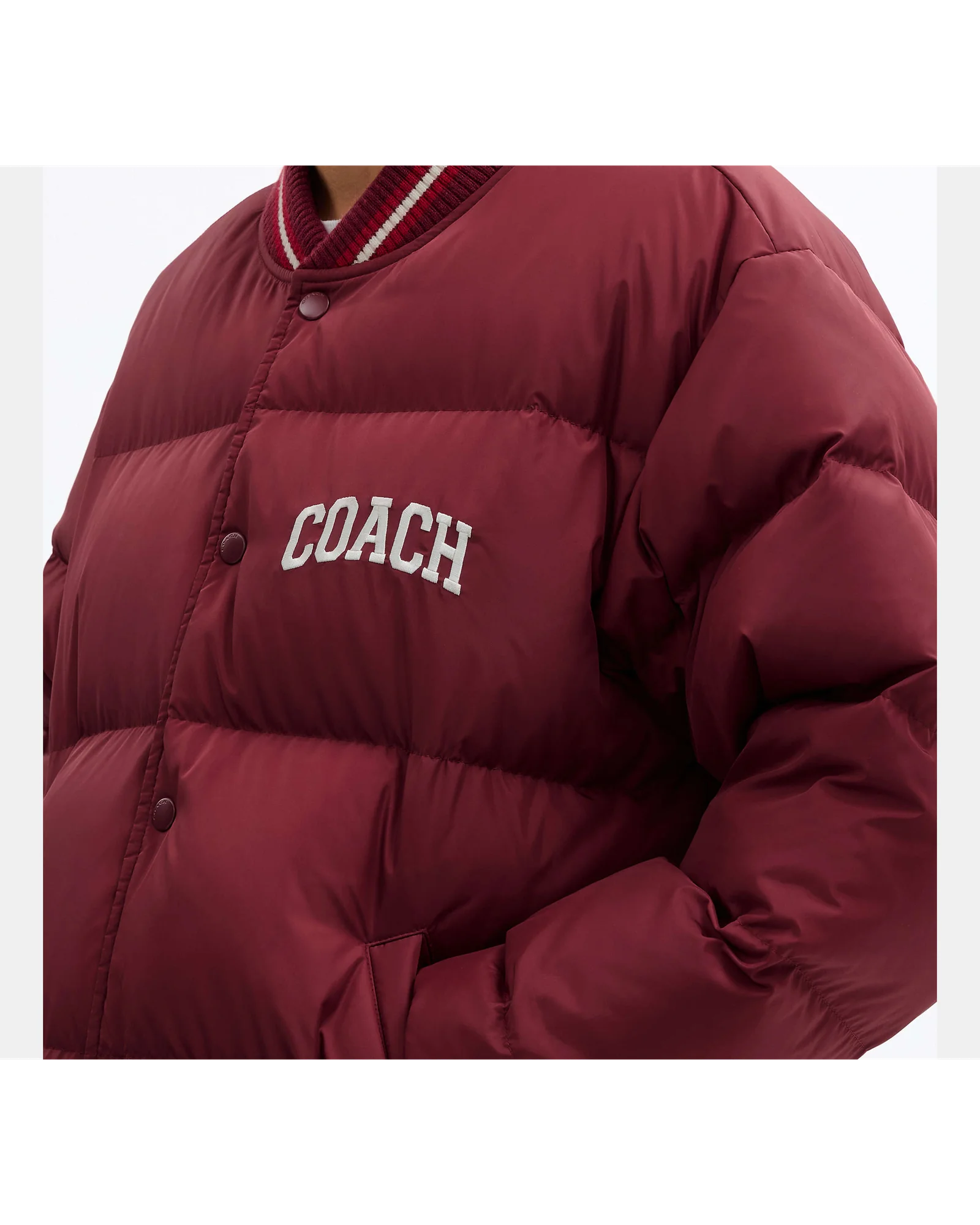 Пуховик-бомбер Coach Varsity из переработанного полиэстера — 6
