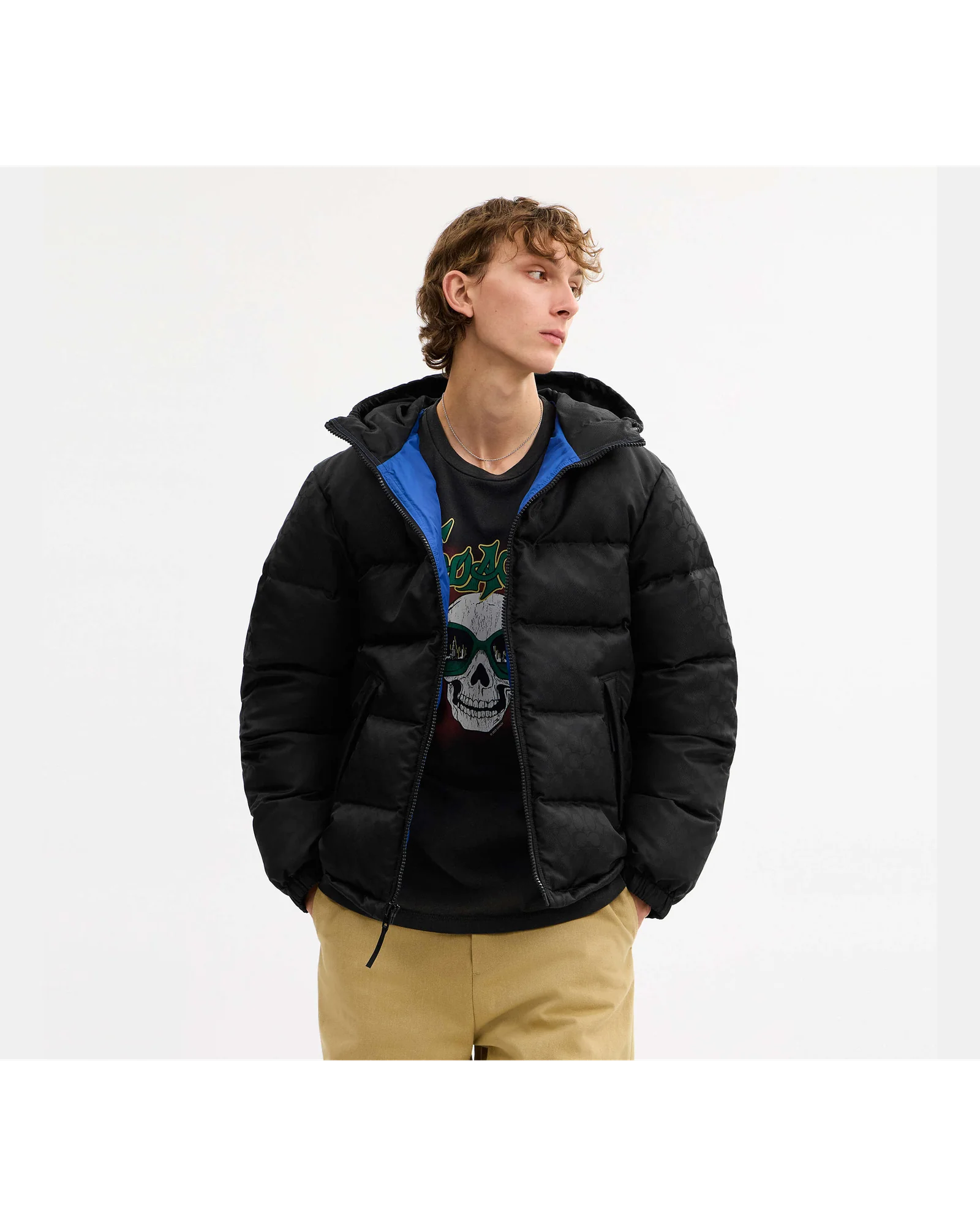 Пуховик Coach с капюшоном и фирменным узором в тон — 12