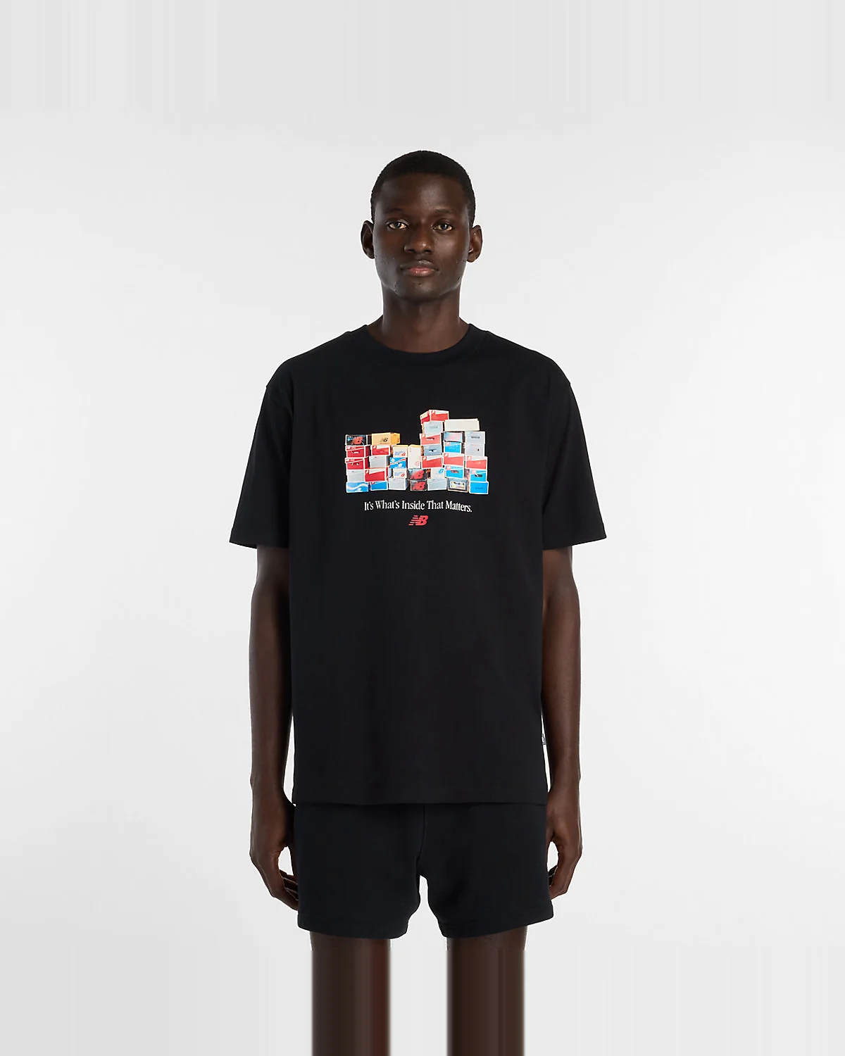 Футболка New Balance Boxes с принтом — 2