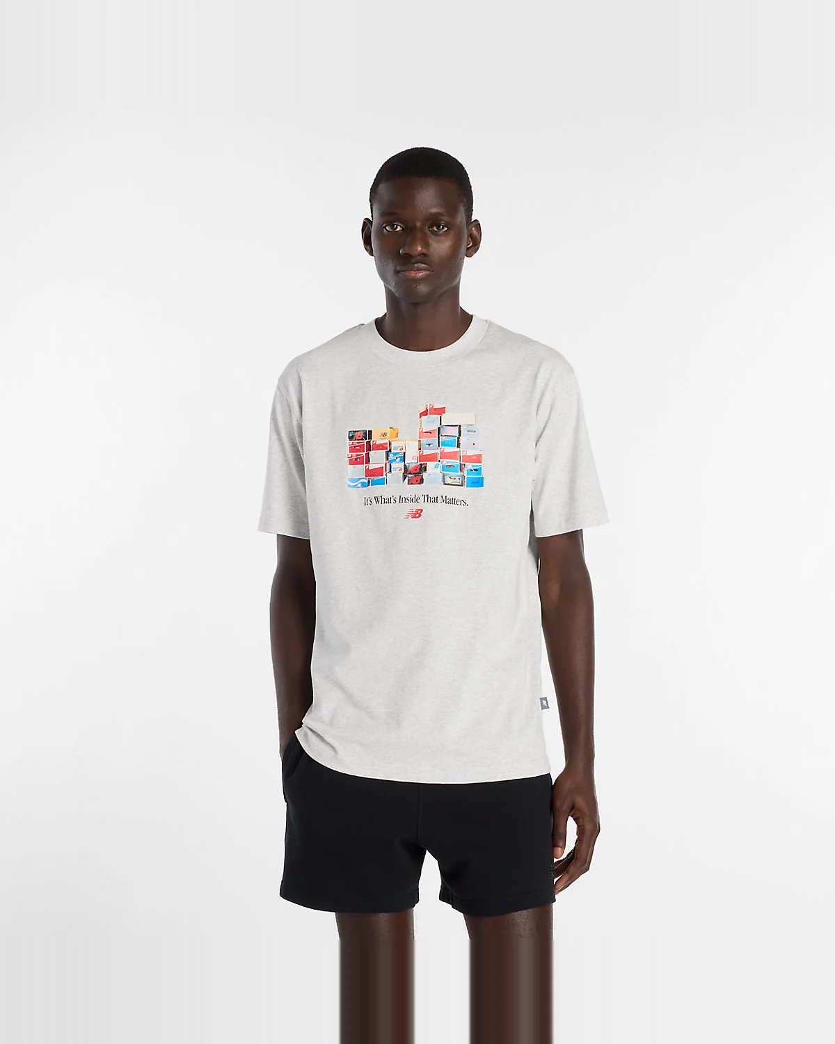 Футболка New Balance Boxes с принтом — 2