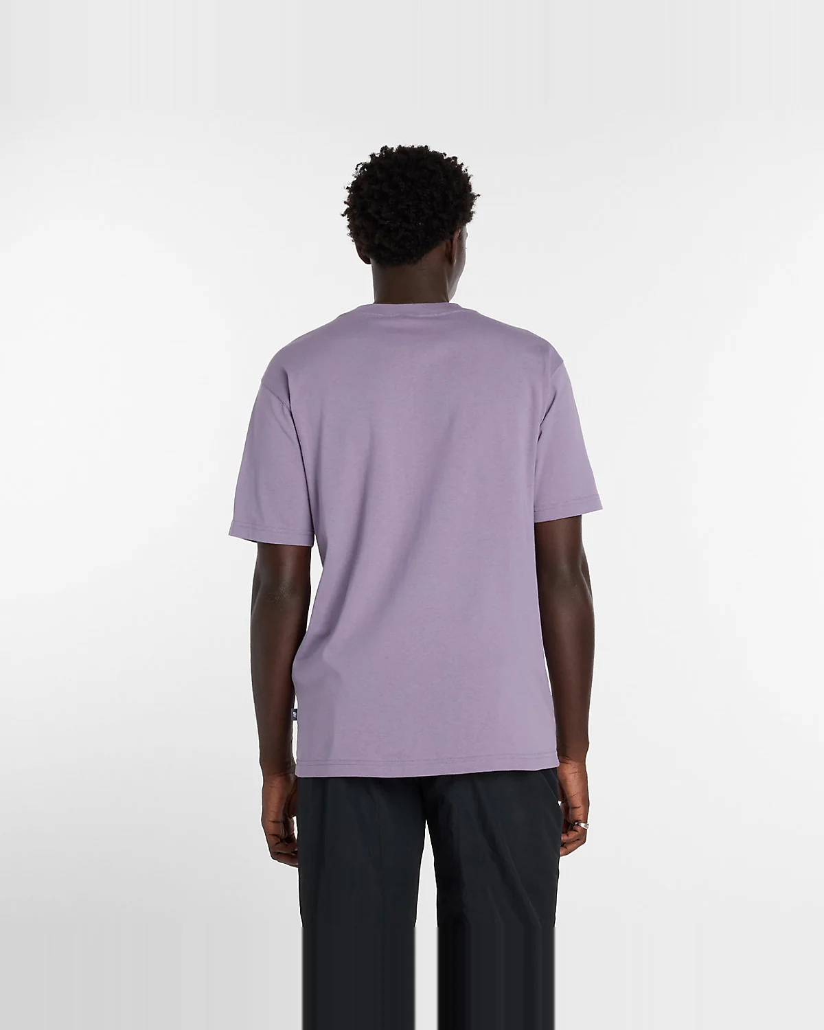 Футболка New Balance Athletics Premium Relaxed сиреневая — 5