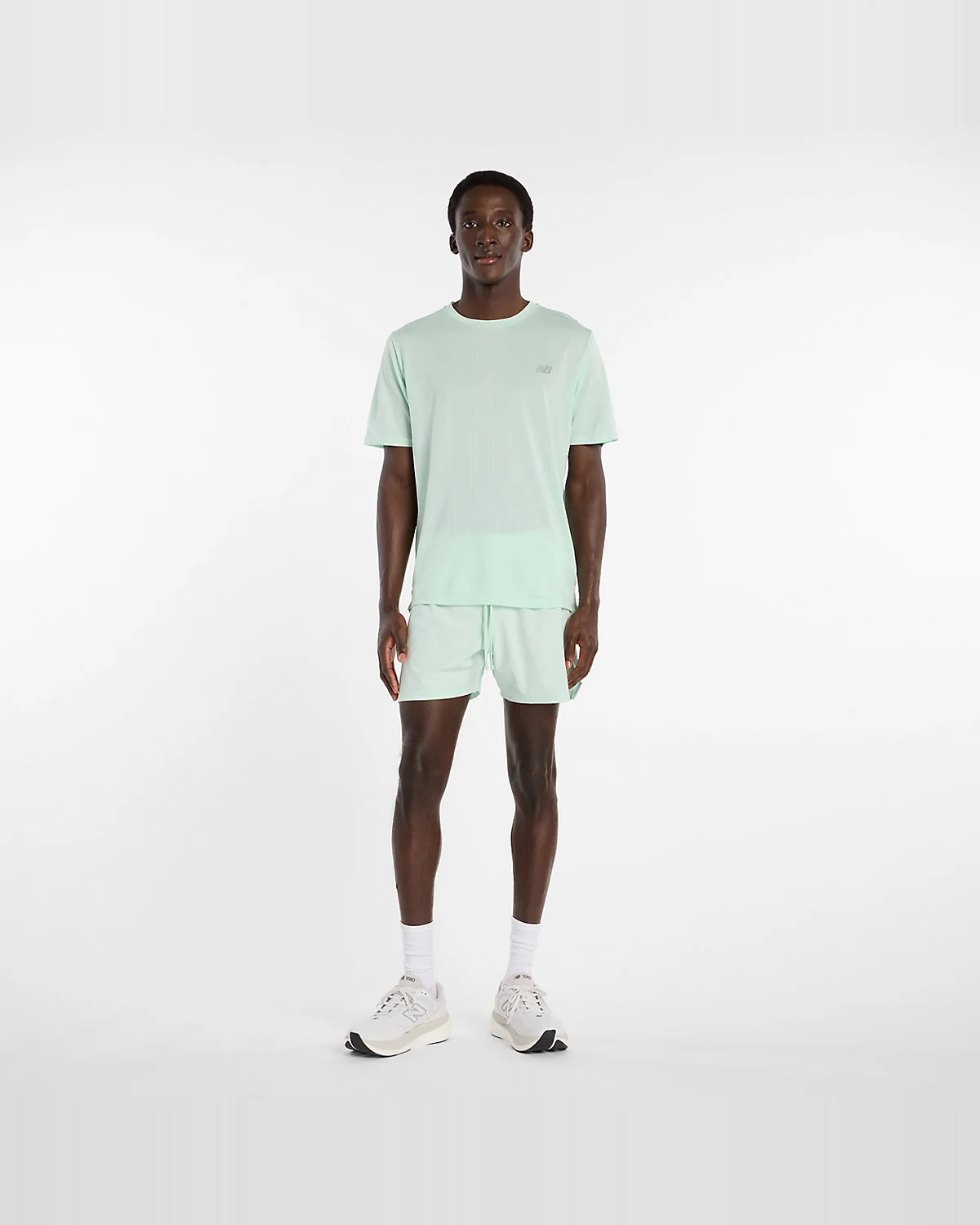 Мужская футболка New Balance RC Essential — 4