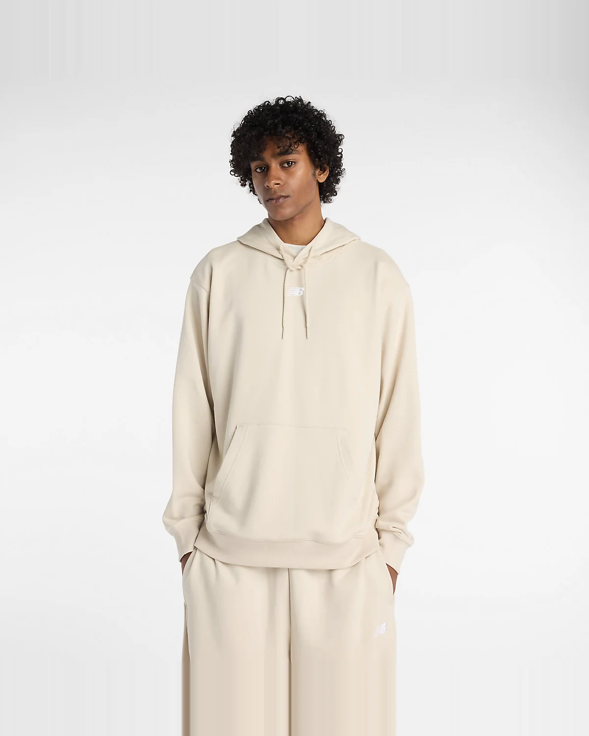 Худи New Balance Oversized Center Embroidered — 1