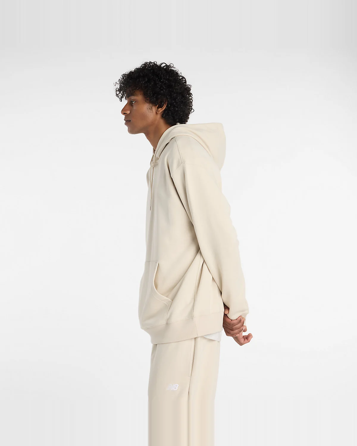 Худи New Balance Oversized Center Embroidered — 4
