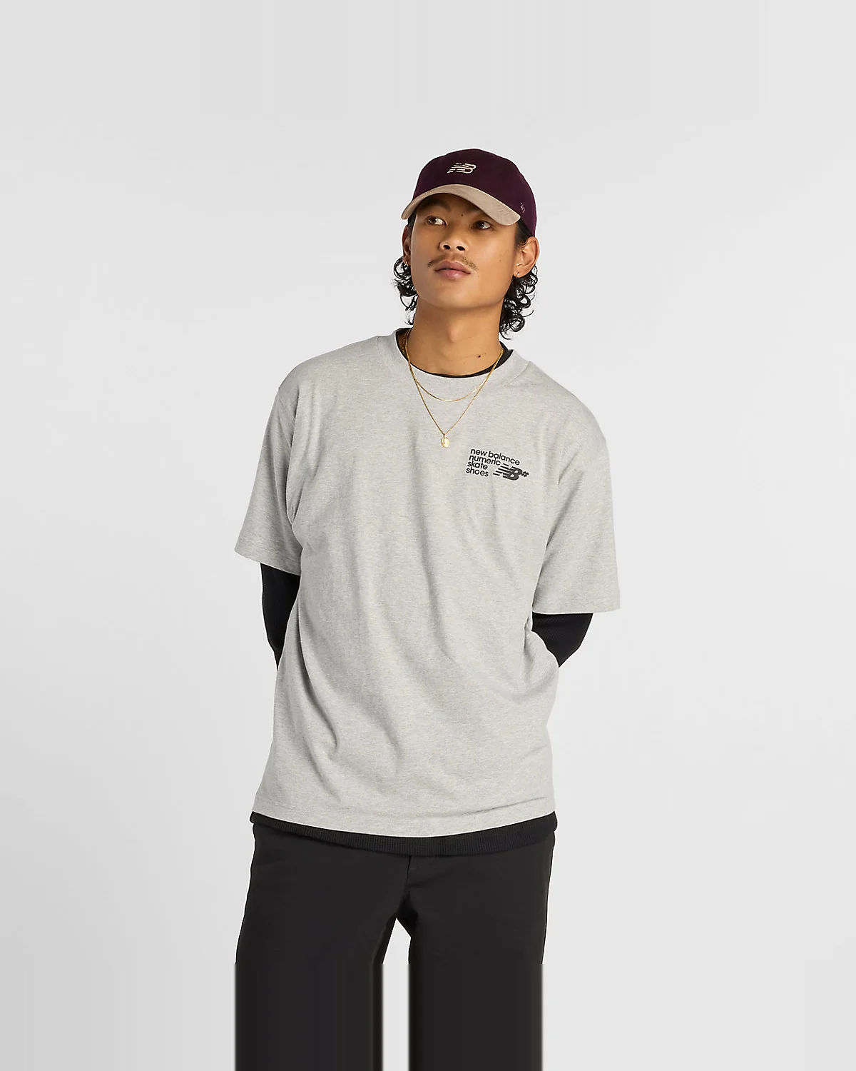 Футболка New Balance Numeric Small Logo серая — 2