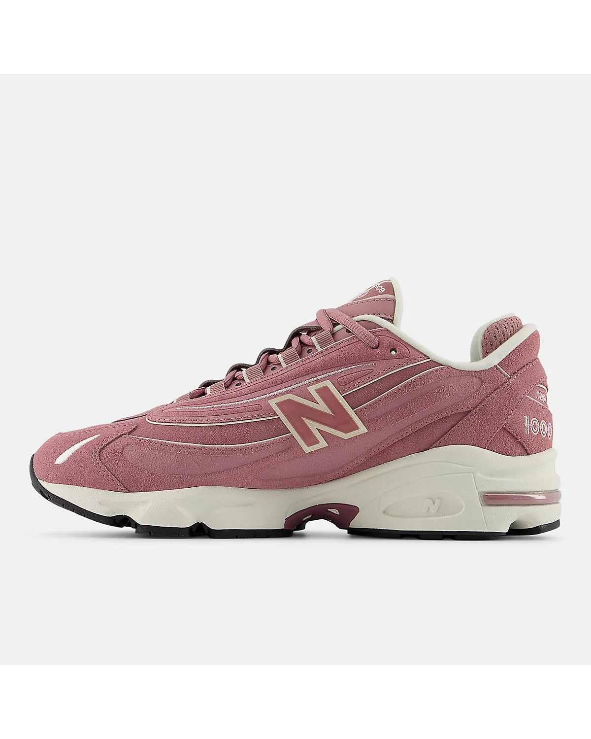 Кроссовки New Balance 1000 розовое дерево, вид с другого угла, розовая подошва.