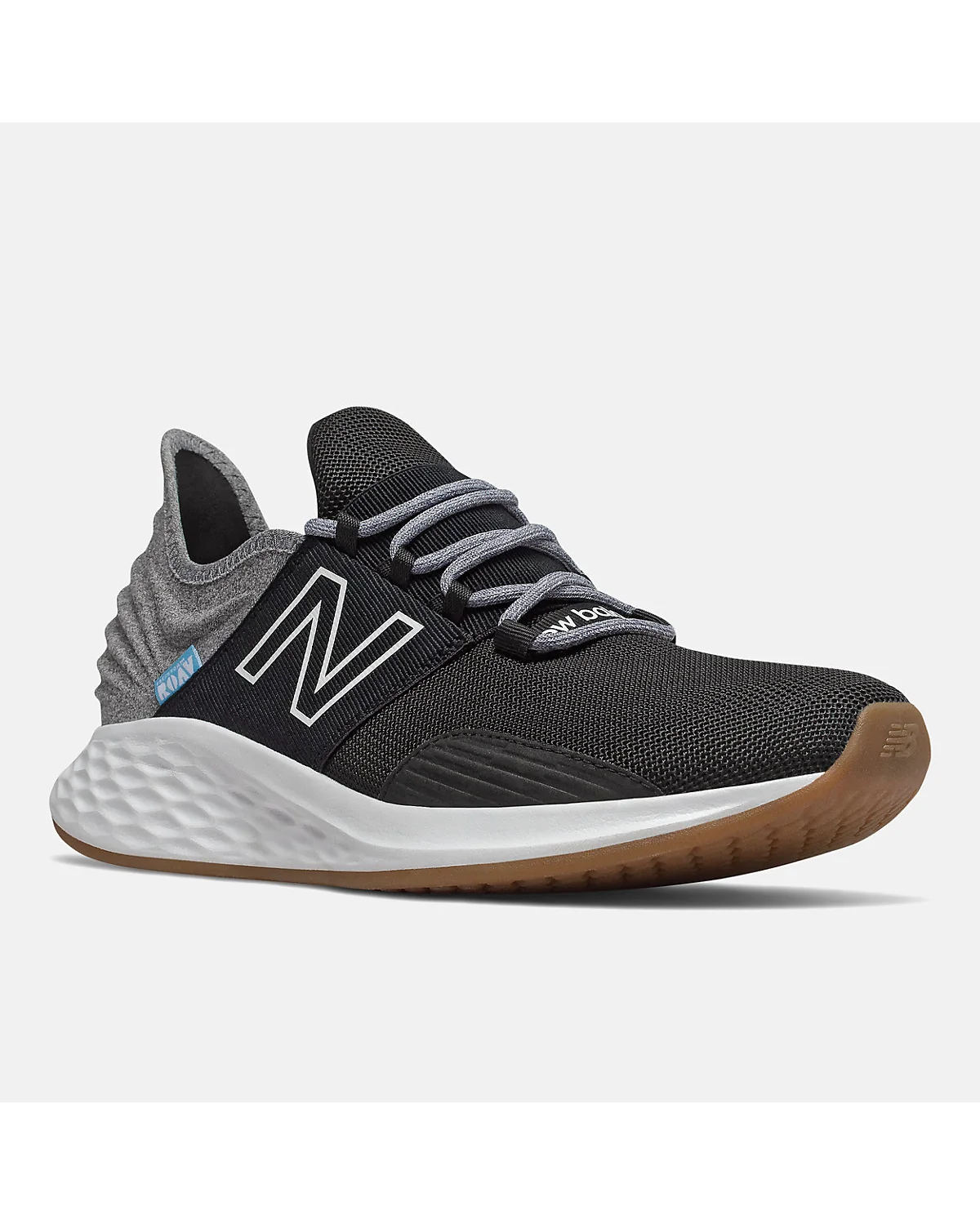 Чёрные кроссовки New Balance Fresh Foam Roav, вид с другого угла на подошву
