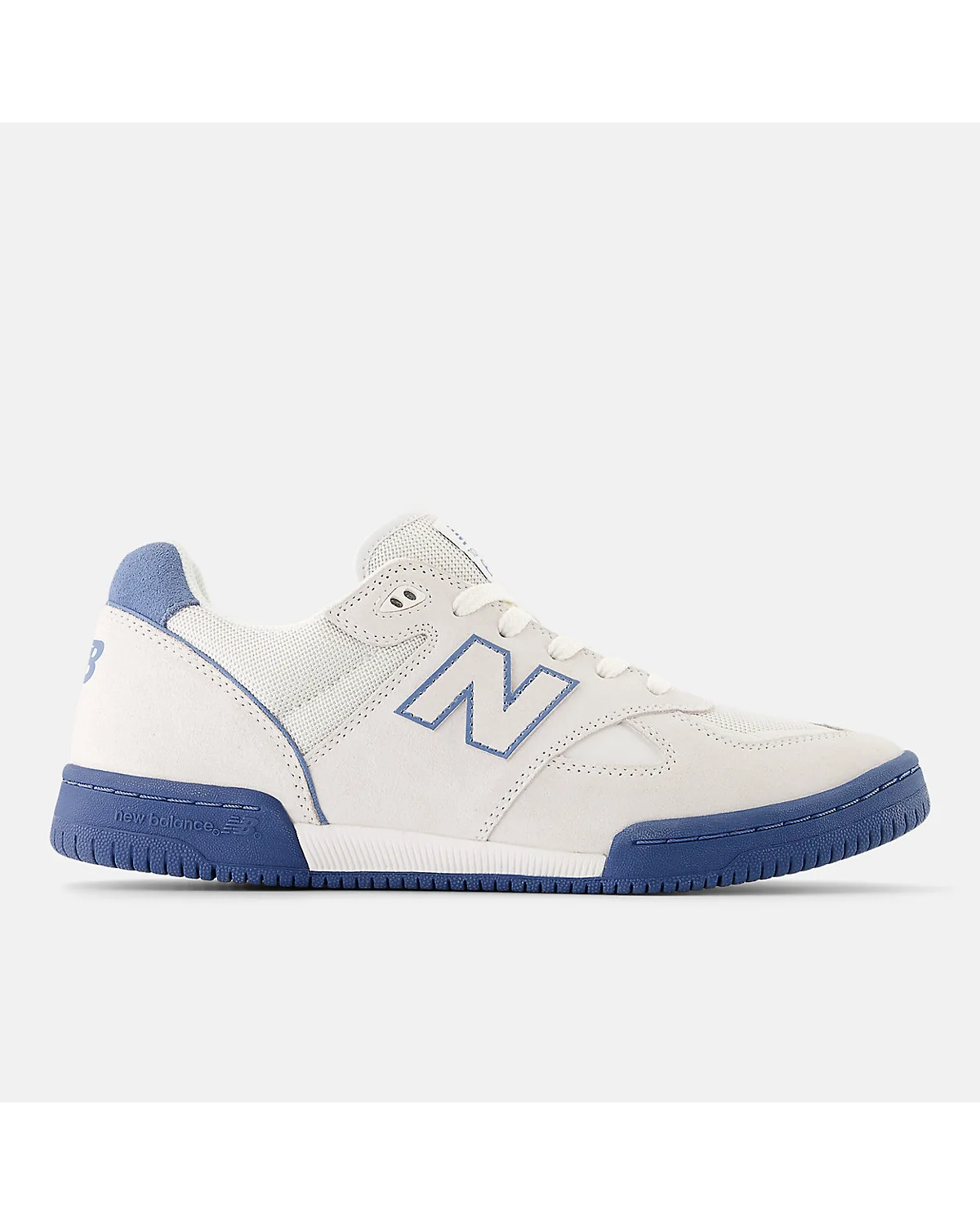 Серо-голубые кроссовки New Balance Tom Knox 600, вид сбоку.