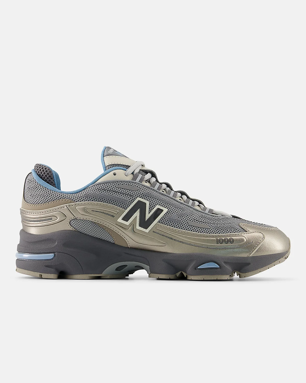 Разноцветные кроссовки New Balance 1000D, вид сбоку.