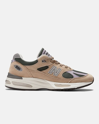 Кроссовки New Balance Made in UK 991v2 бежевые