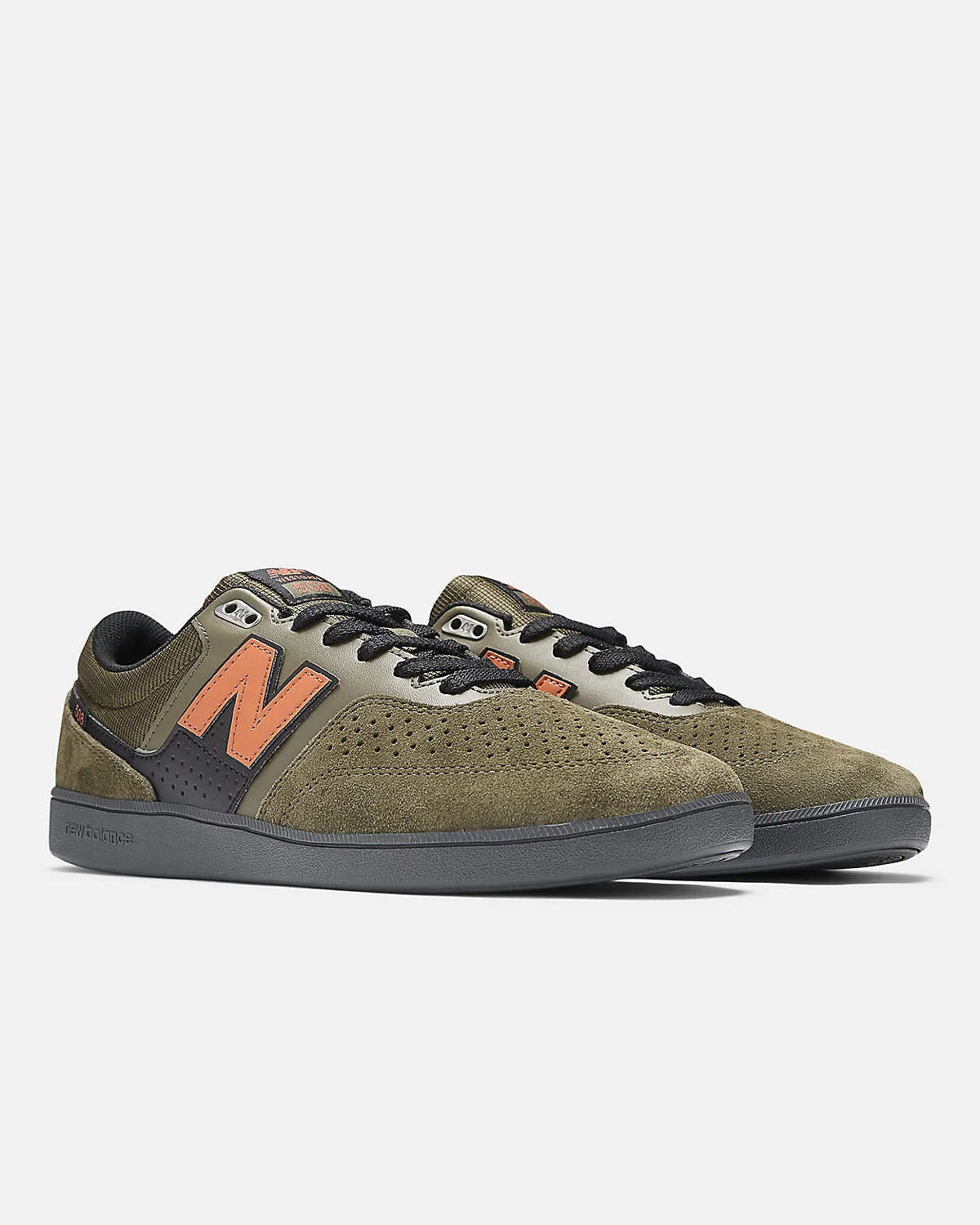 Пара кроссовок New Balance Numeric 508, фронтальный вид.