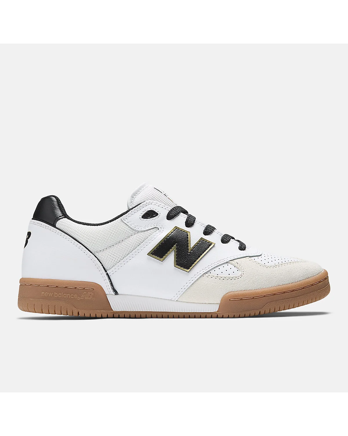 Кроссовки New Balance Numeric Tom Knox 600 белые с чёрным, вид сбоку.