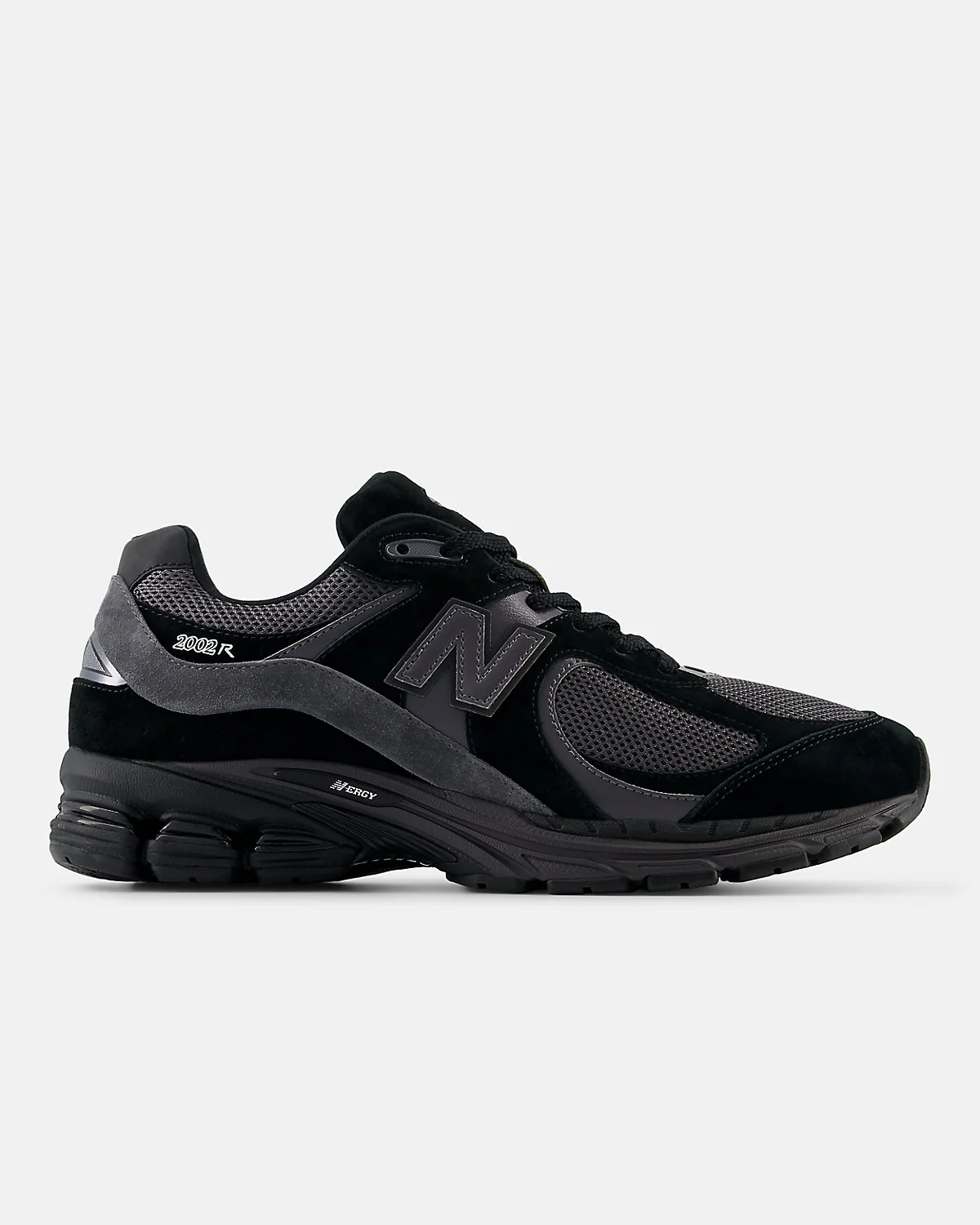 Кроссовки New Balance 2002R черные с эффектом магнит — 1