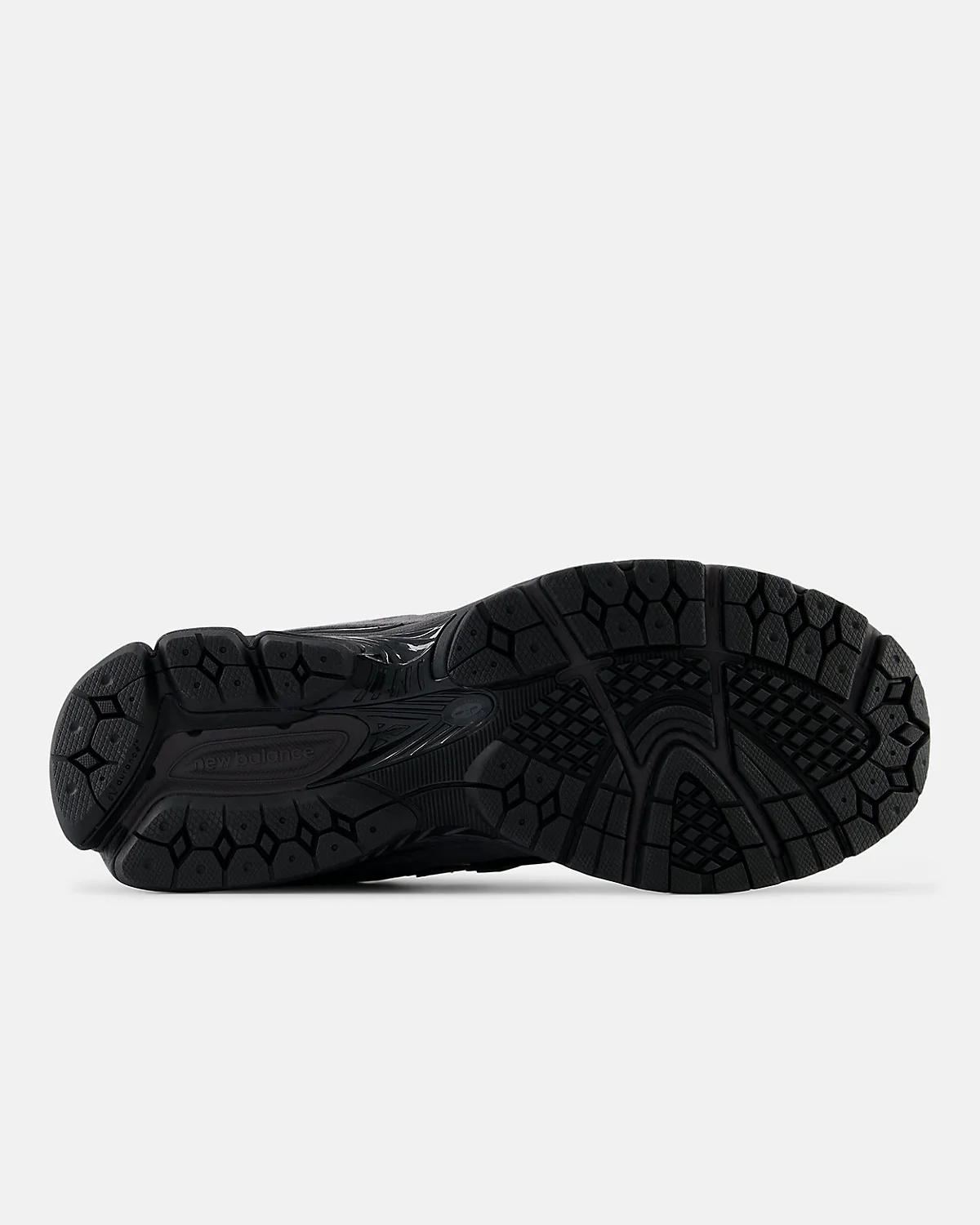 Кроссовки New Balance 2002R черные с эффектом магнит — 5