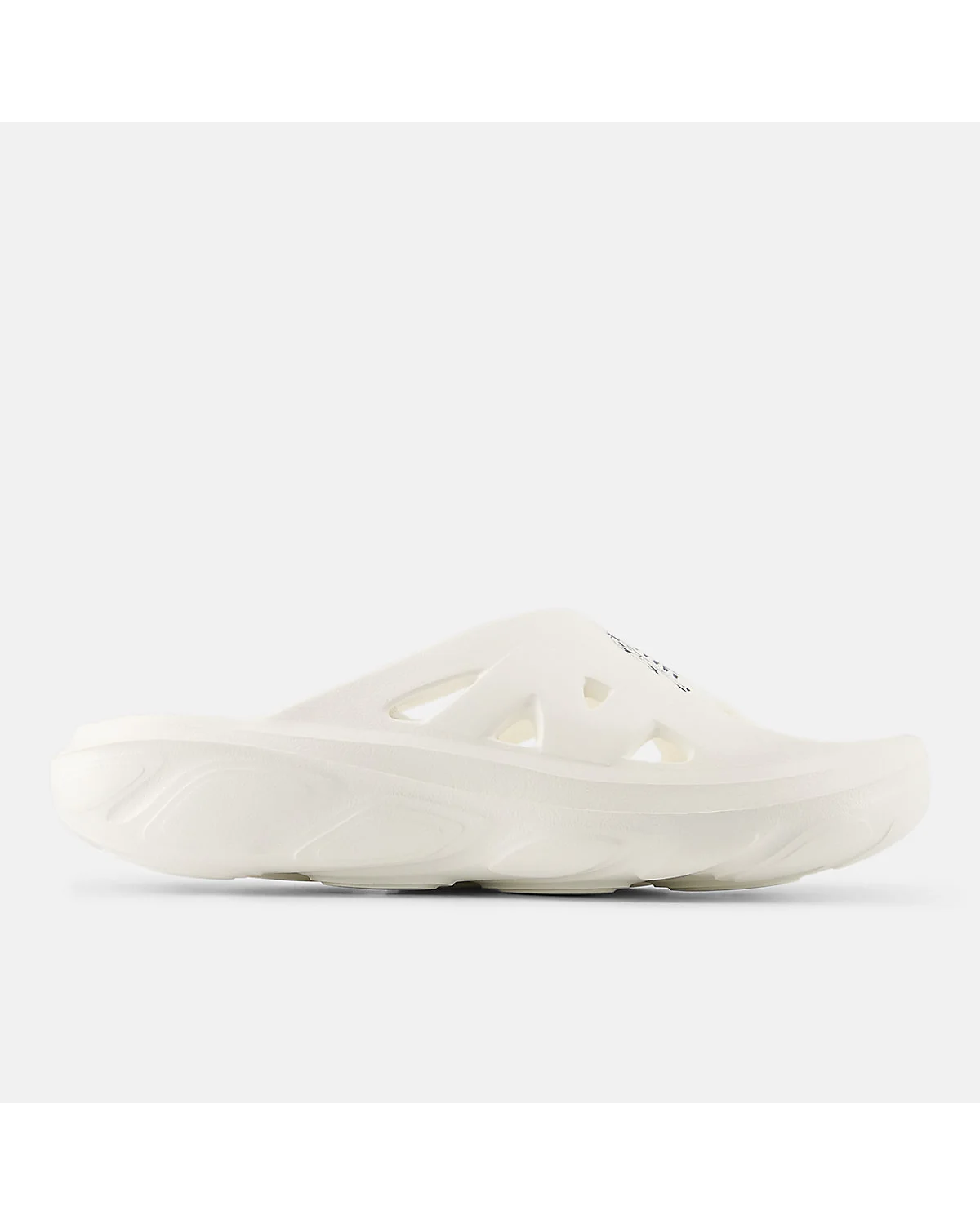 Молочные сандалии New Balance RCVRY Slide с тёмно-синей полоской