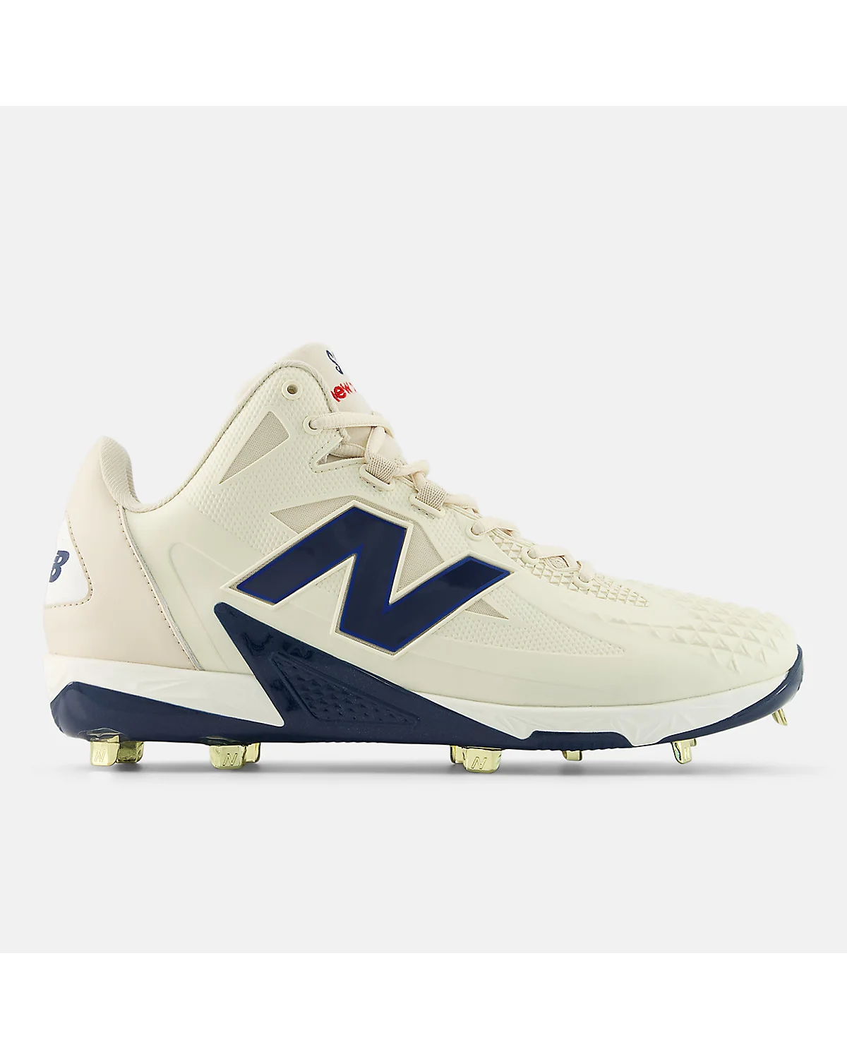 Бутсы New Balance FuelCell Ohtani 1 бисквитные с синим логотипом и шипами, вид спереди