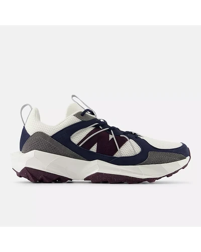 Кроссовки New Balance Tektrel