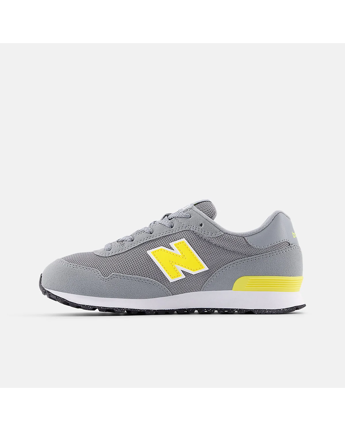 Логотип и материалы кроссовок New Balance 515 серо-желтых.