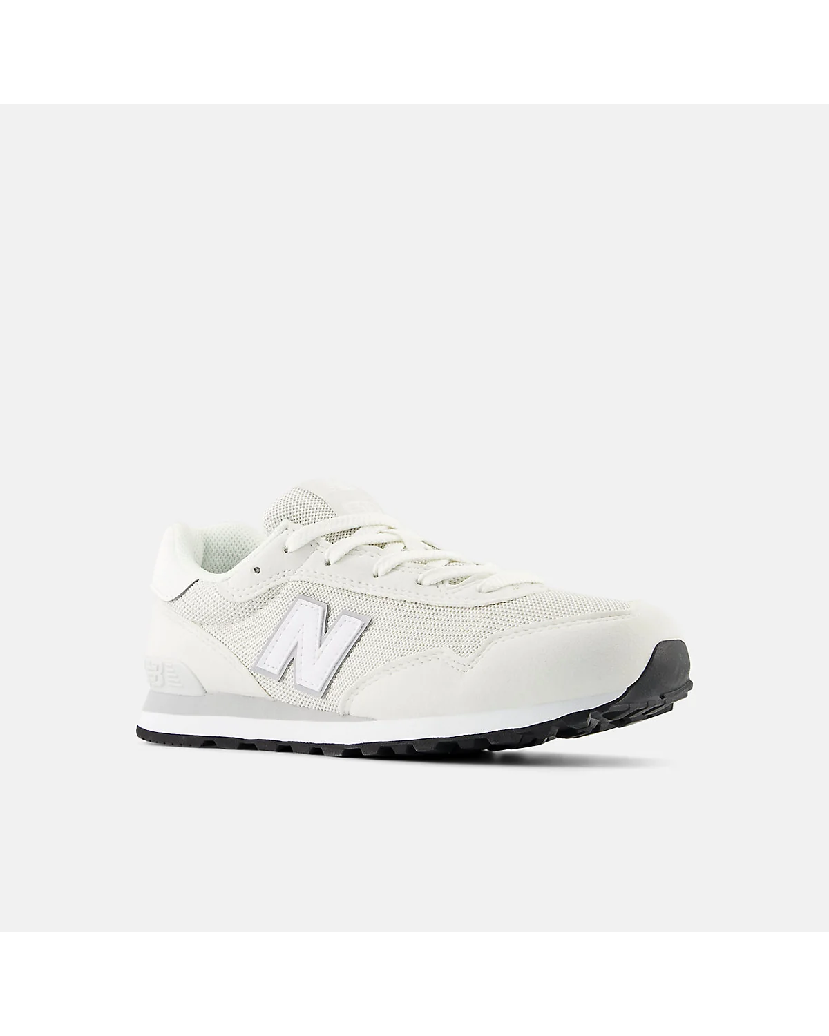 Кроссовки New Balance 515 серебристо-белые с чёрной пяткой, вид сзади