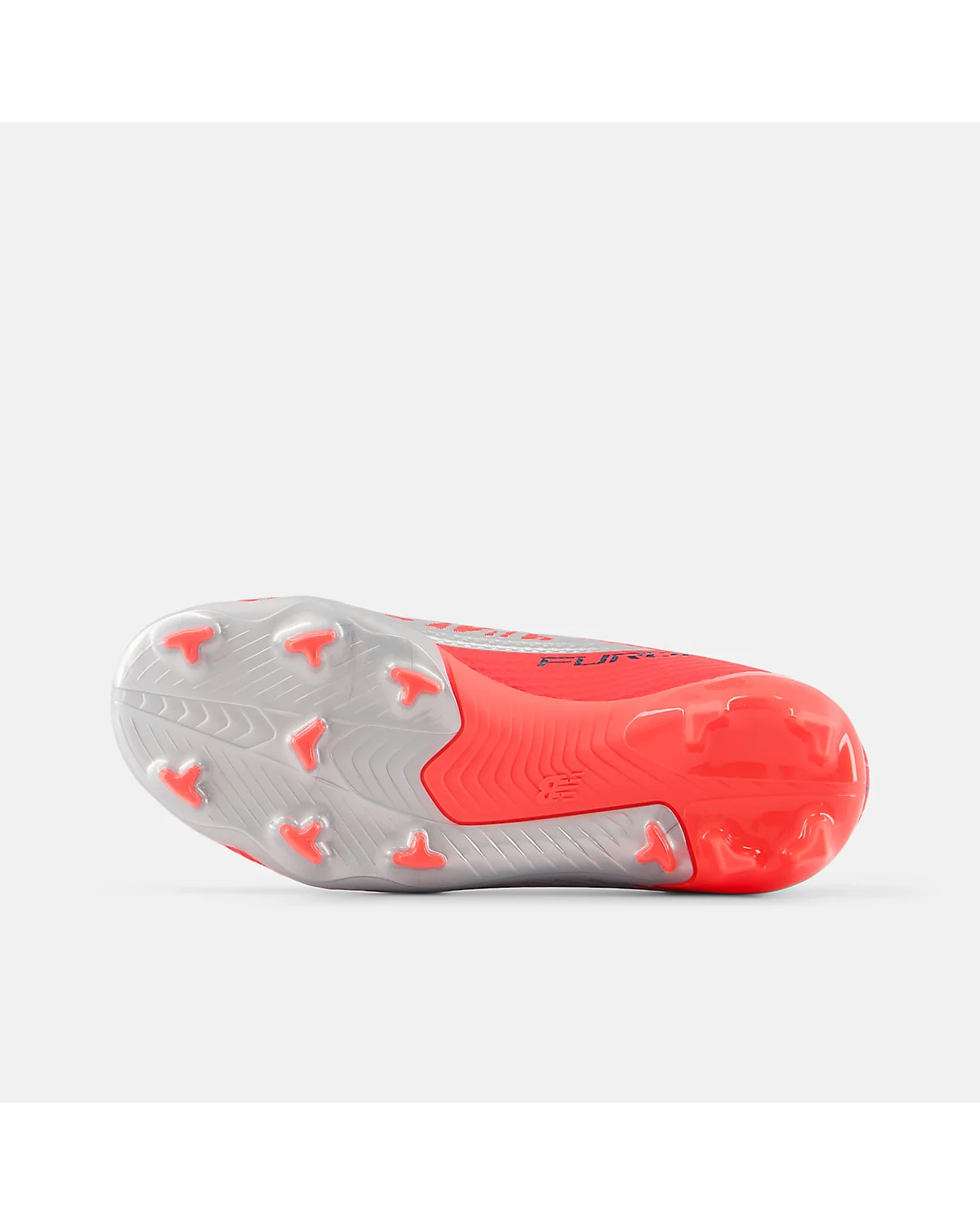 Футбольные бутсы New Balance Furon красные с синим, вид сбоку с логотипом