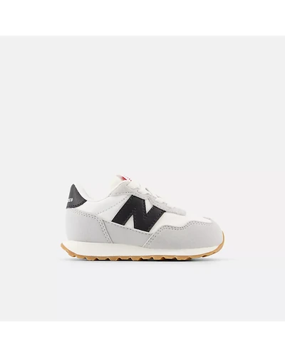 Кроссовки New Balance 237 на шнурках
