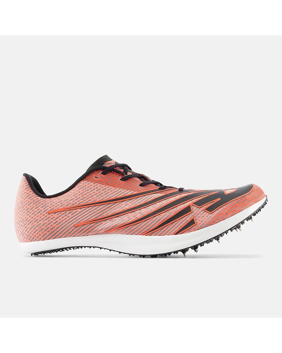 Розовые беговые шиповки New Balance FuelCell SuperComp SD-X, вид сбоку.