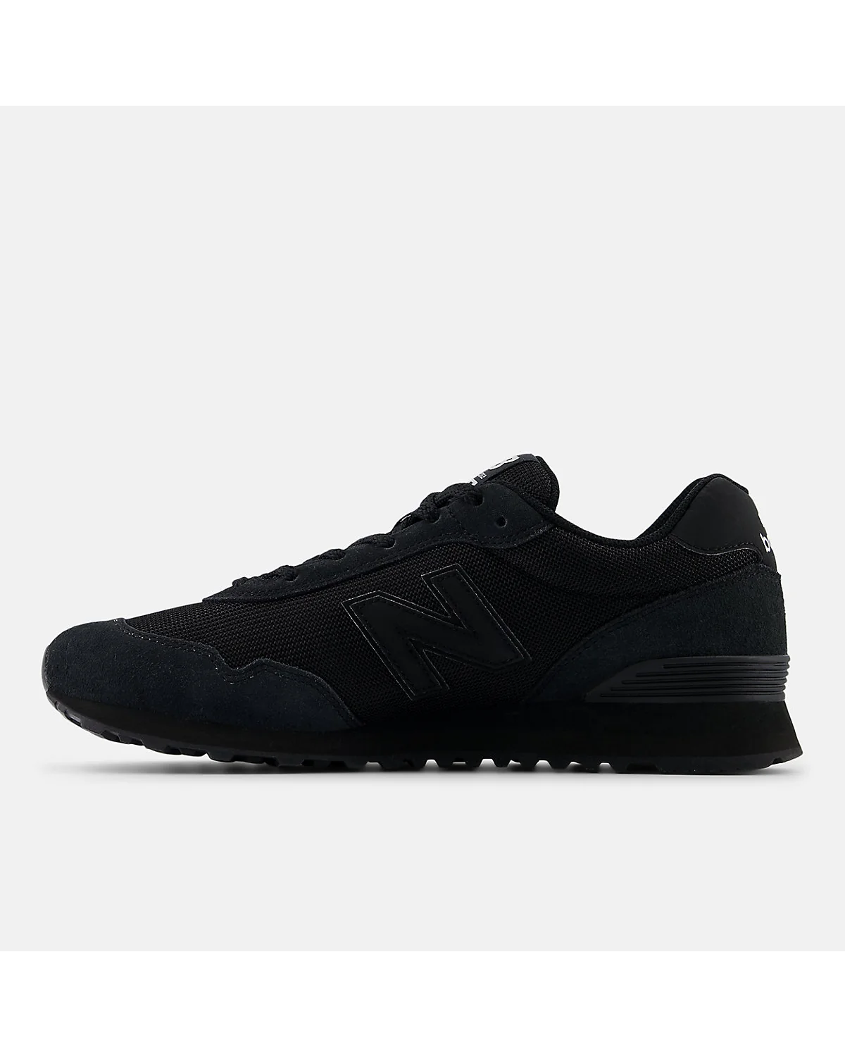 Подошва кроссовок New Balance 515 с белой резиной и сетчатой вставкой.