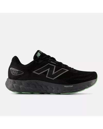 Водонепроницаемые кроссовки New Balance Fresh Foam 680v8