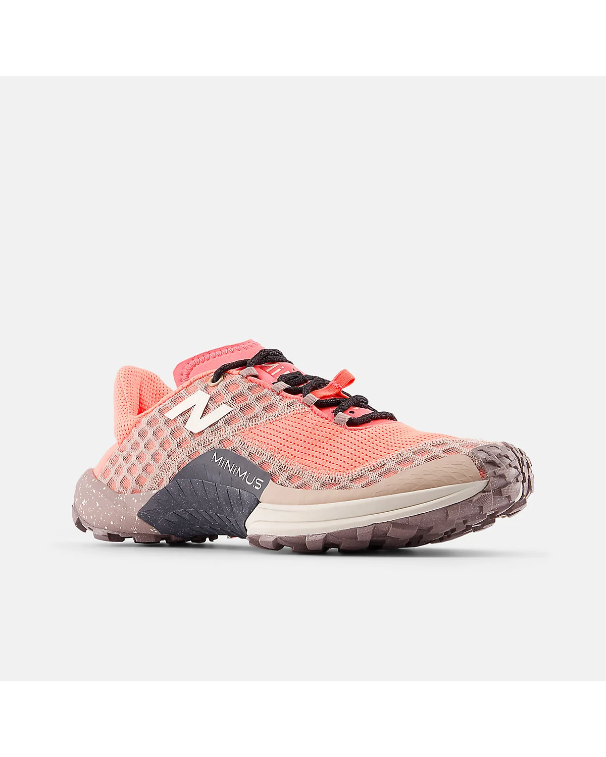 Красные кроссовки New Balance Minimus Trail, вид с внутренней стороны