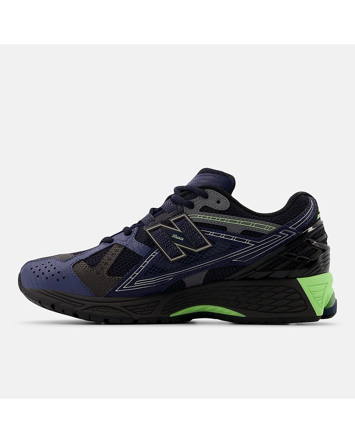 Структура подошвы и цветных вставок синих кроссовок New Balance 1906 Utility