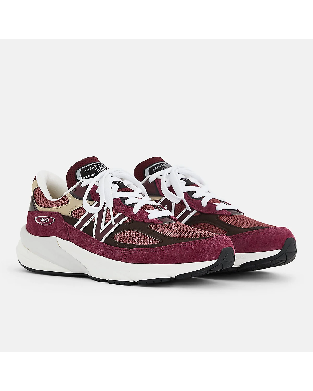 Пара бордовых кроссовок New Balance Made in USA 990v6, вид спереди