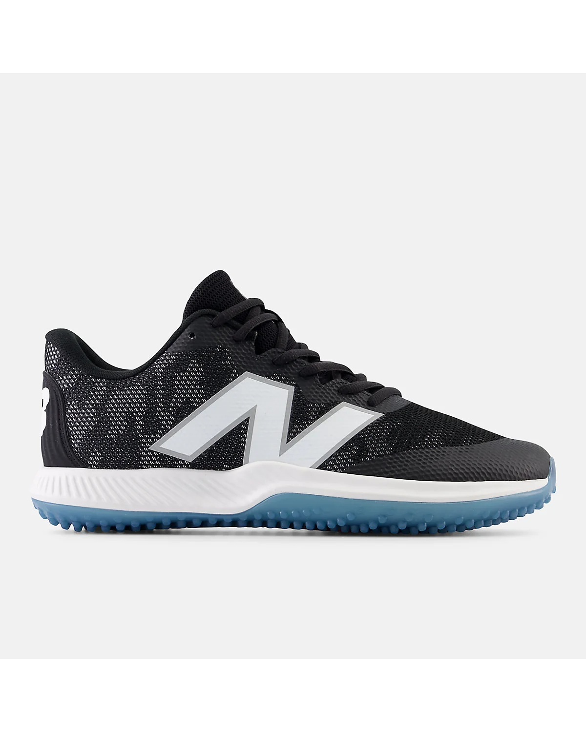 Чёрные кроссовки New Balance FuelCell 4040v7 с белыми деталями, вид сбоку