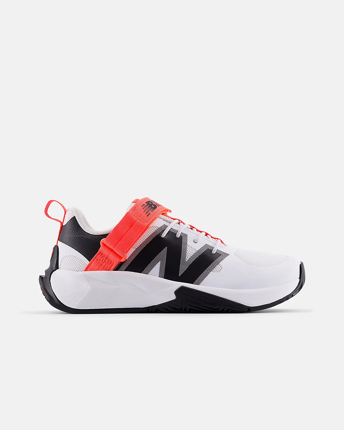Кроссовки New Balance FuelCell Play синие с красными деталями, вид сбоку
