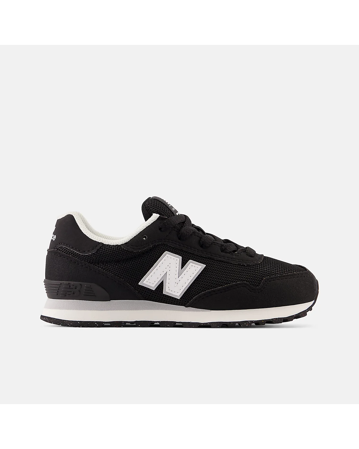 Чёрные детские кроссовки New Balance 515 с белым логотипом, вид сбоку