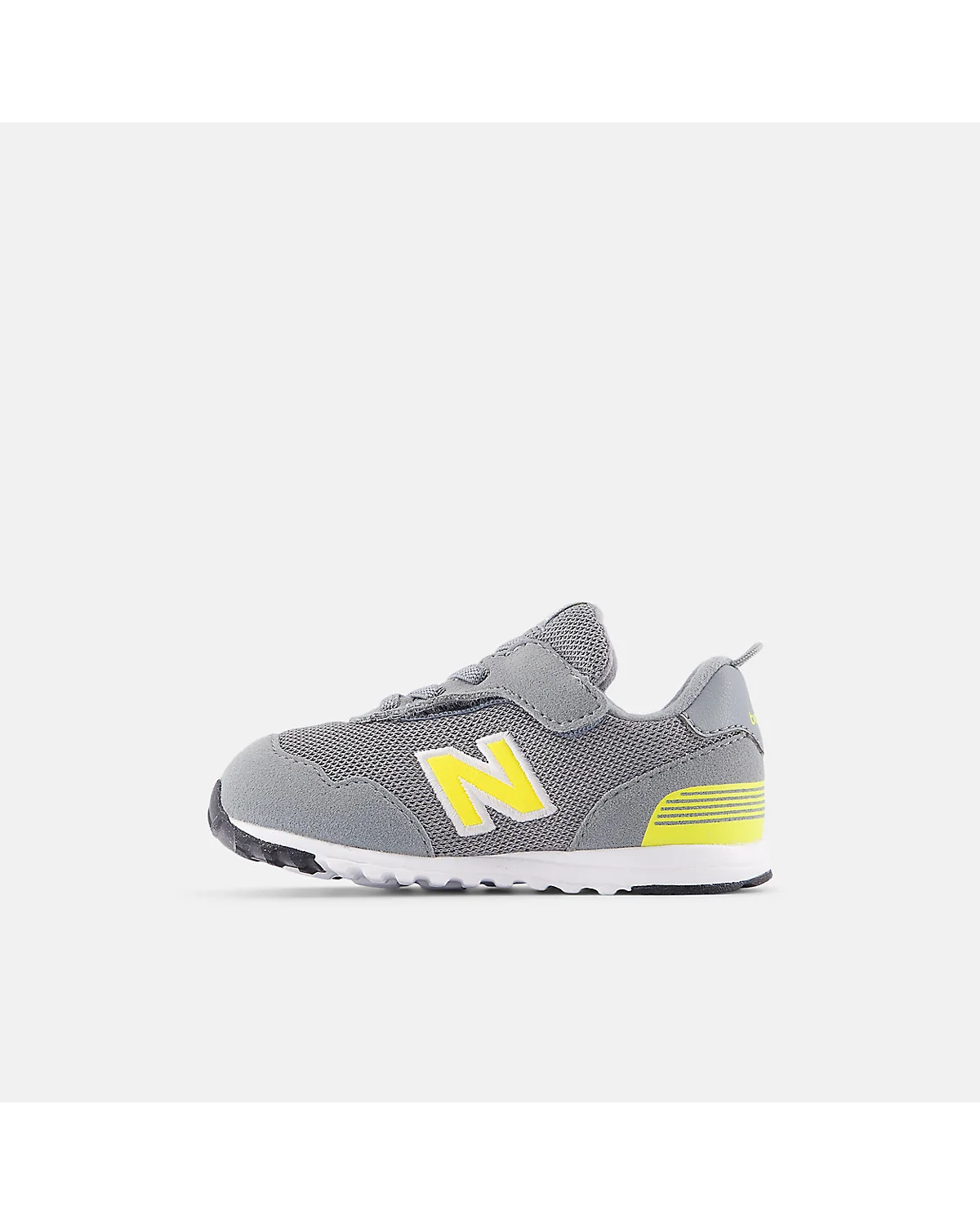 Подошва серых детских кроссовок New Balance 515 с жёлтыми вставками, вид сзади.