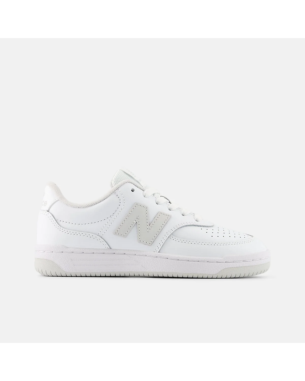 Детские кроссовки New Balance 080 белые с серым логотипом, вид сбоку