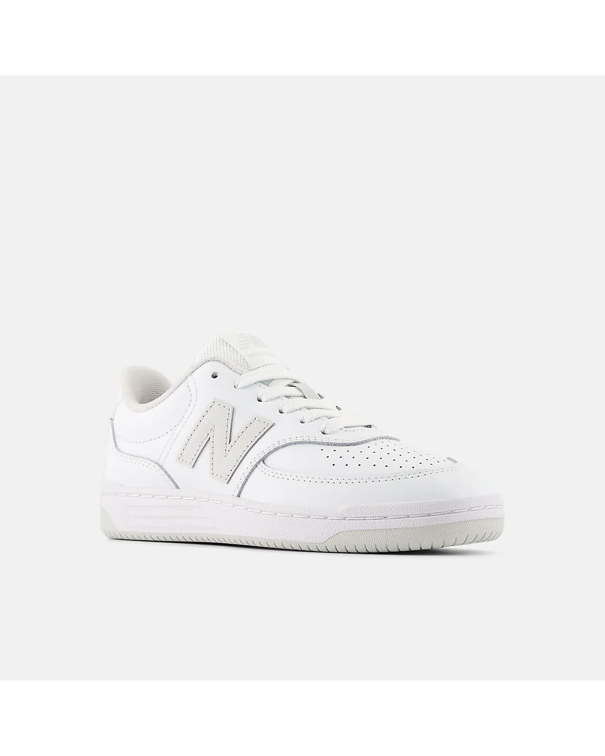 Детские кроссовки New Balance 080 белые с серым логотипом, второй ракурс
