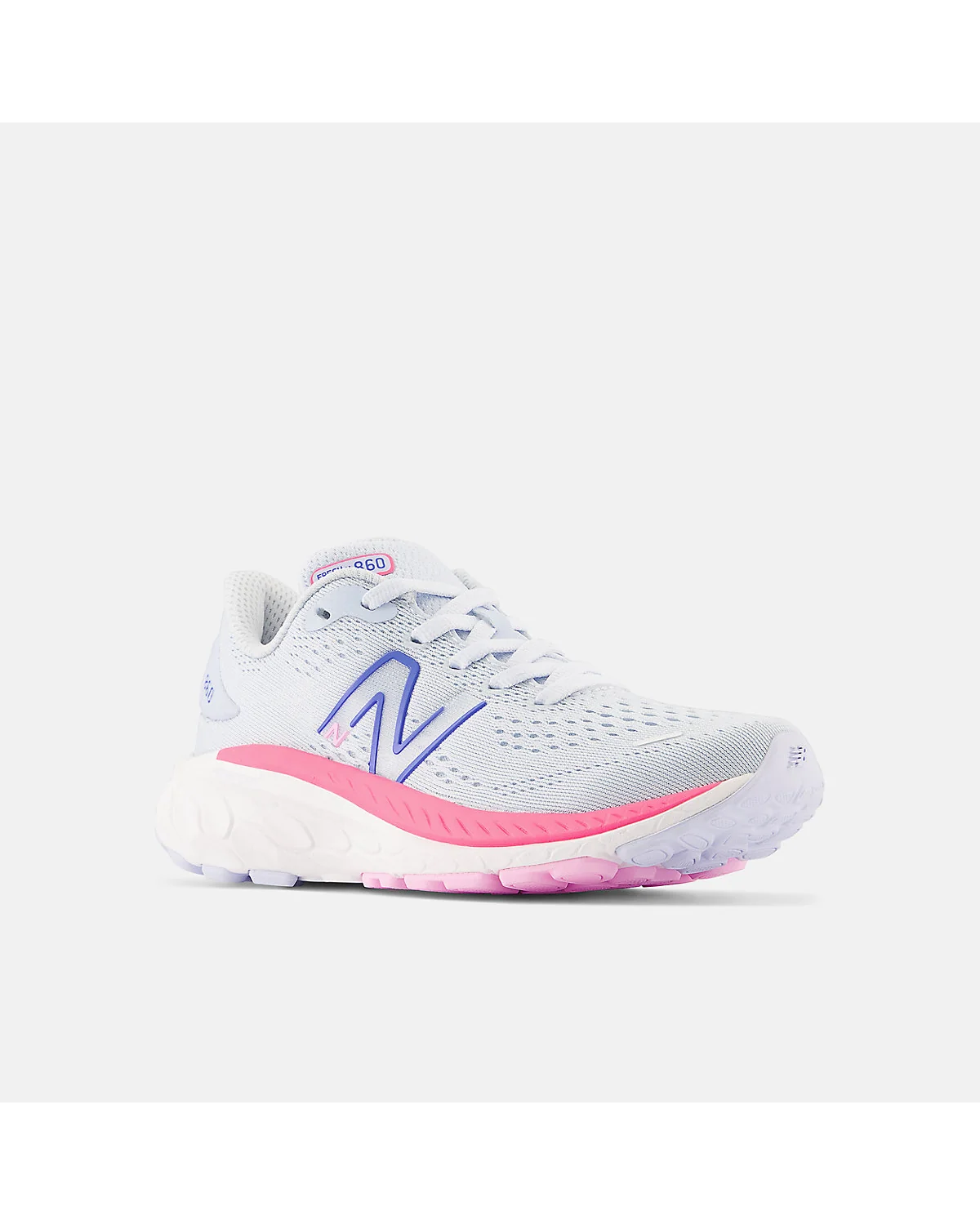 Кроссовки New Balance Fresh Foam X 860v13 белые, ракурс спереди.