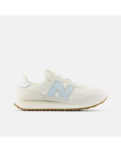 New Balance 237 на шнурках