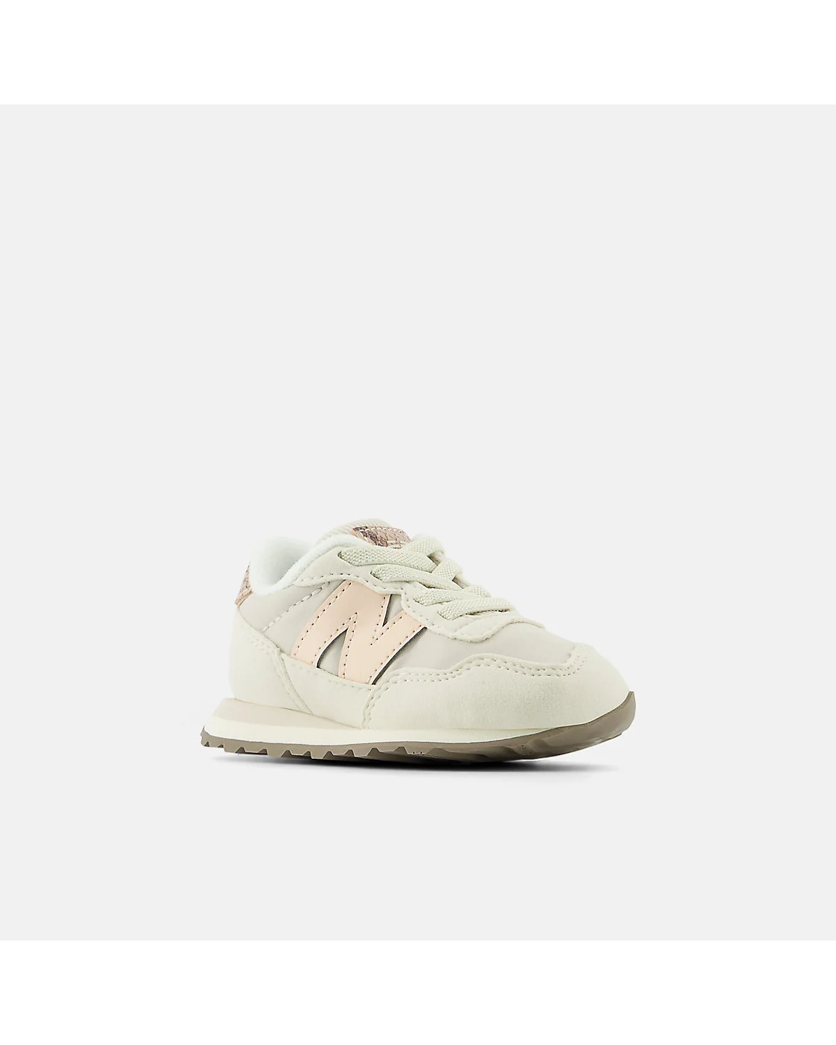 Детские кроссовки New Balance 237 бежевые с розовым, вид сбоку
