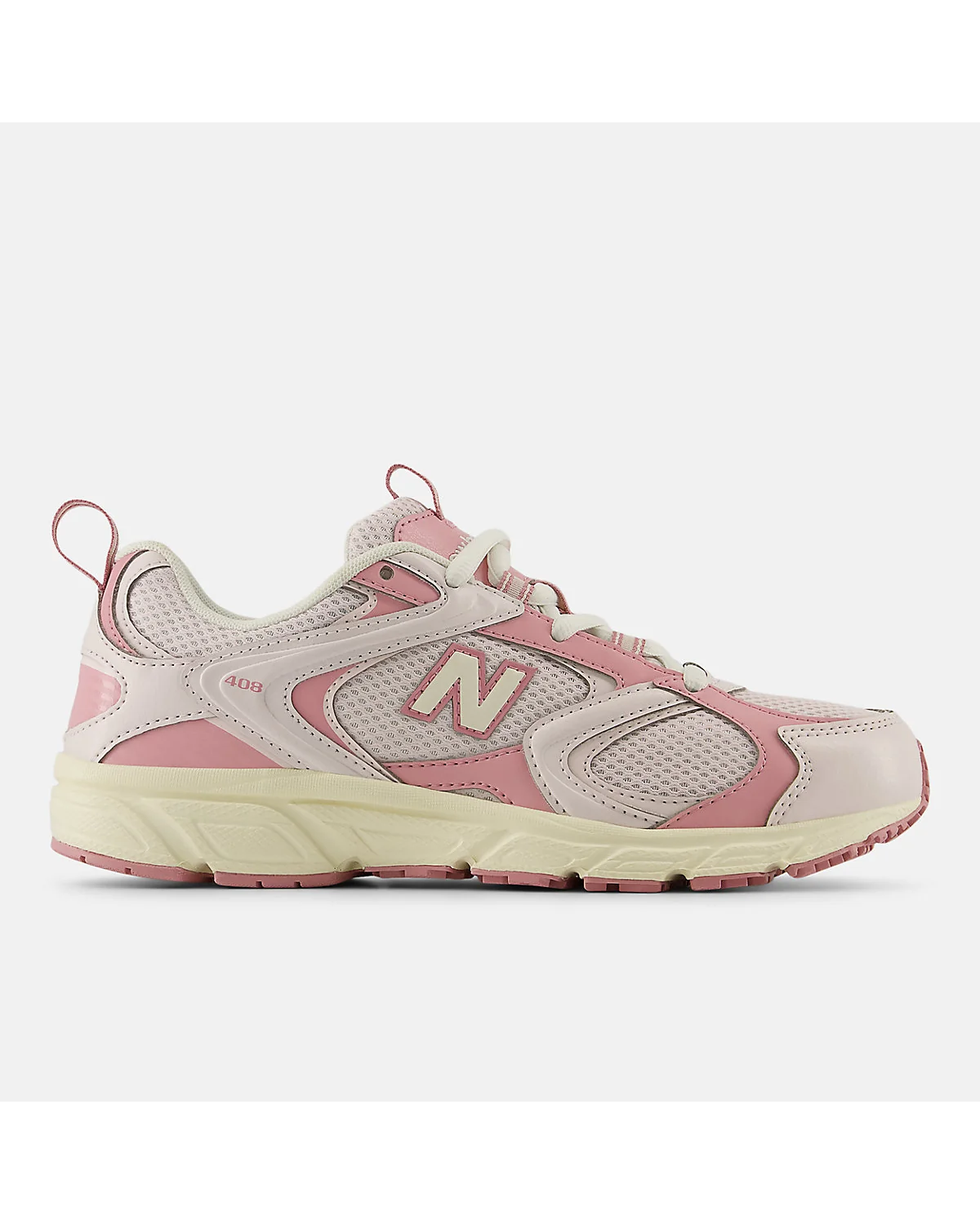 Розовые кроссовки New Balance 408 в двухцветном исполнении, вид сбоку.